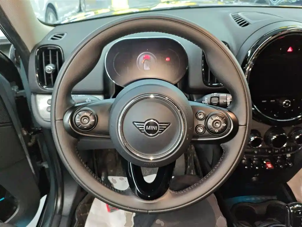 MINI Countryman 2021 — фото 11