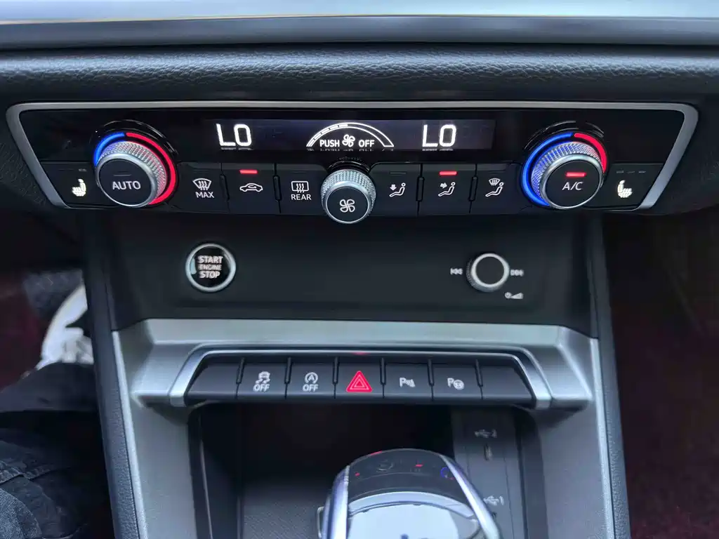 Audi Q3 2022 — фото 16
