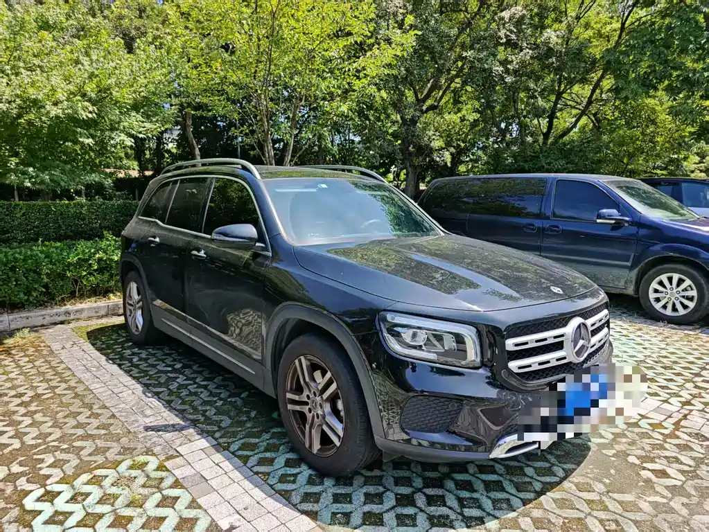 Mercedes-Benz GLB 2022