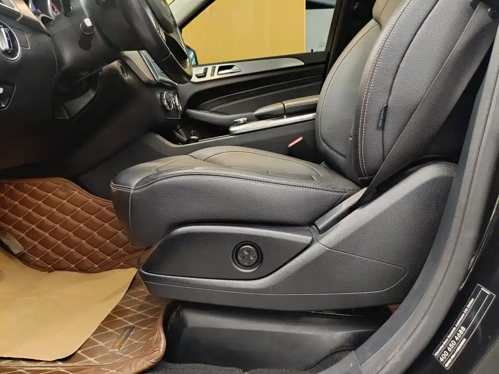 Mercedes-Benz M-Class 2015 — фото 10