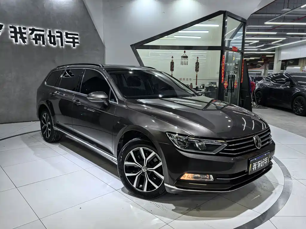 Volkswagen Viloran 2018 — фото 2