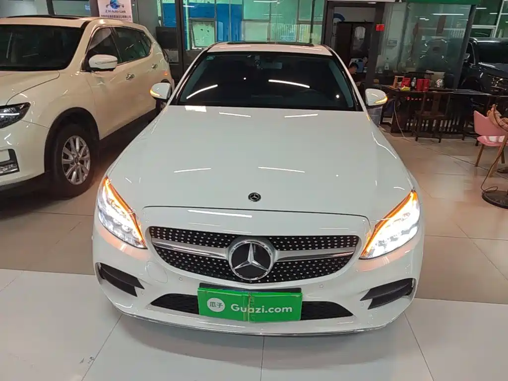 Mercedes-Benz C-Class 2019