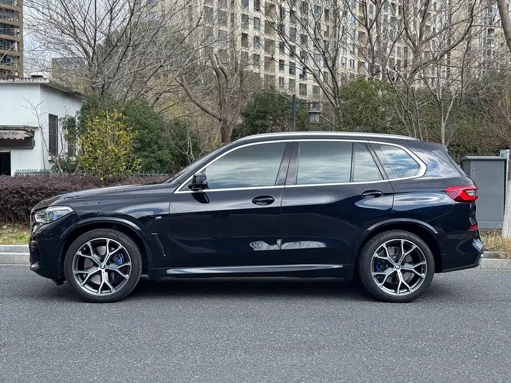 BMW X5 2019 — фото 12