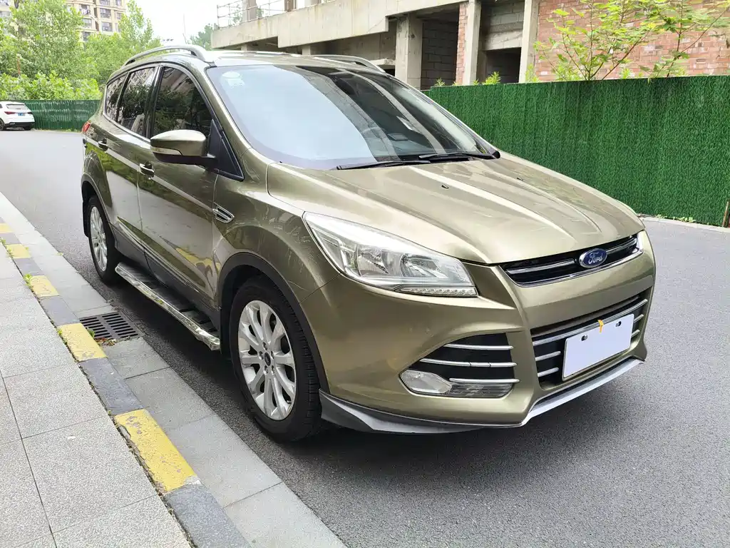Ford Kuga 2016 — фото 3