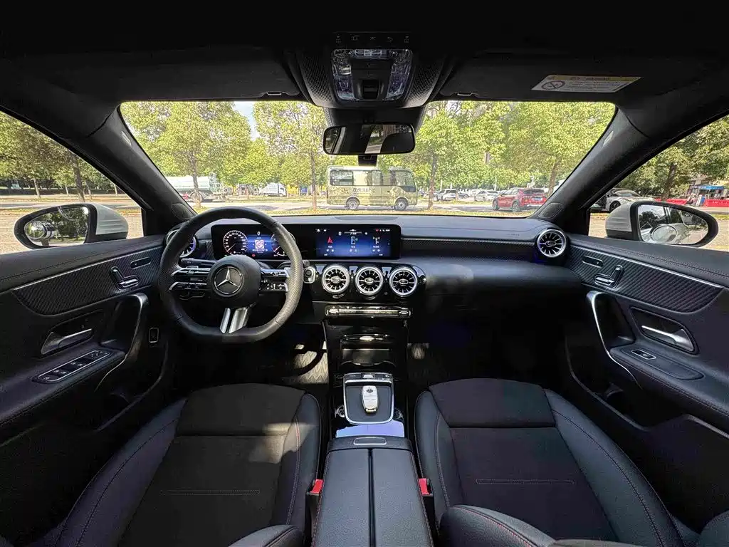 Mercedes-Benz A-Class 2025 — фото 14