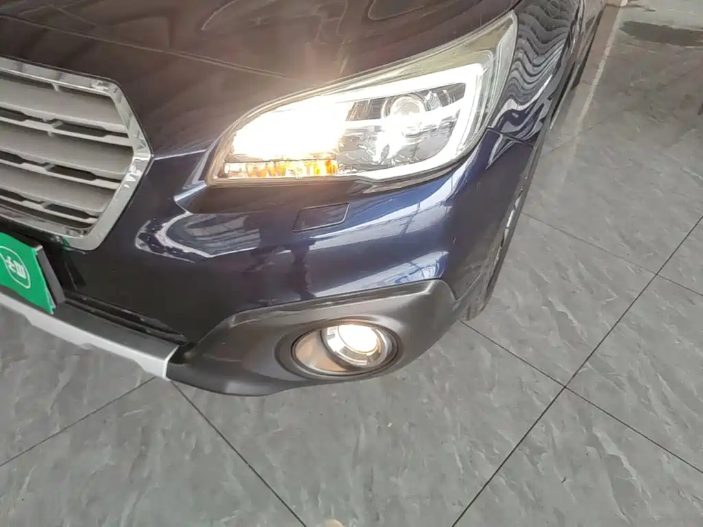 Subaru Outback 2017 — фото 24