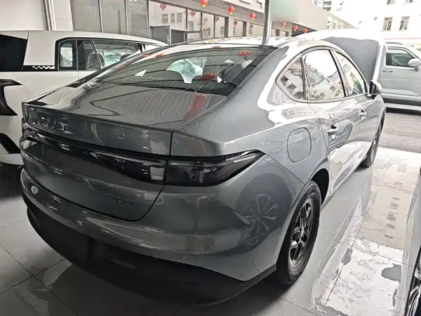 BYD Seal 05 DM-i 2026