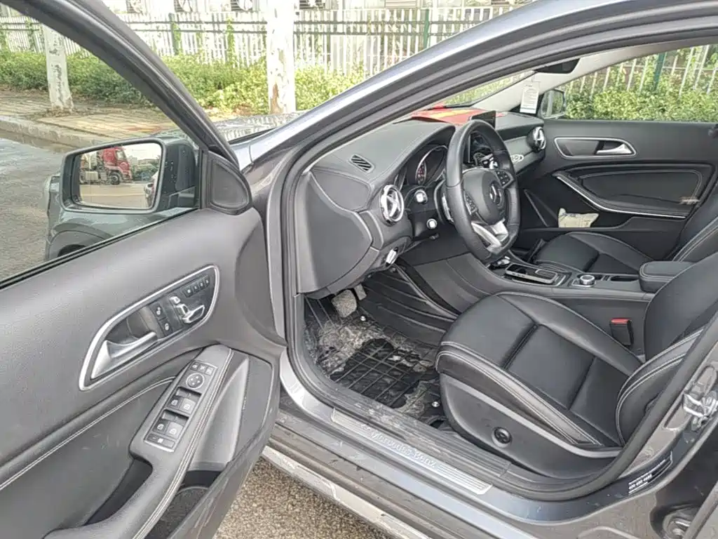 Mercedes-Benz GLA 2019 — фото 16