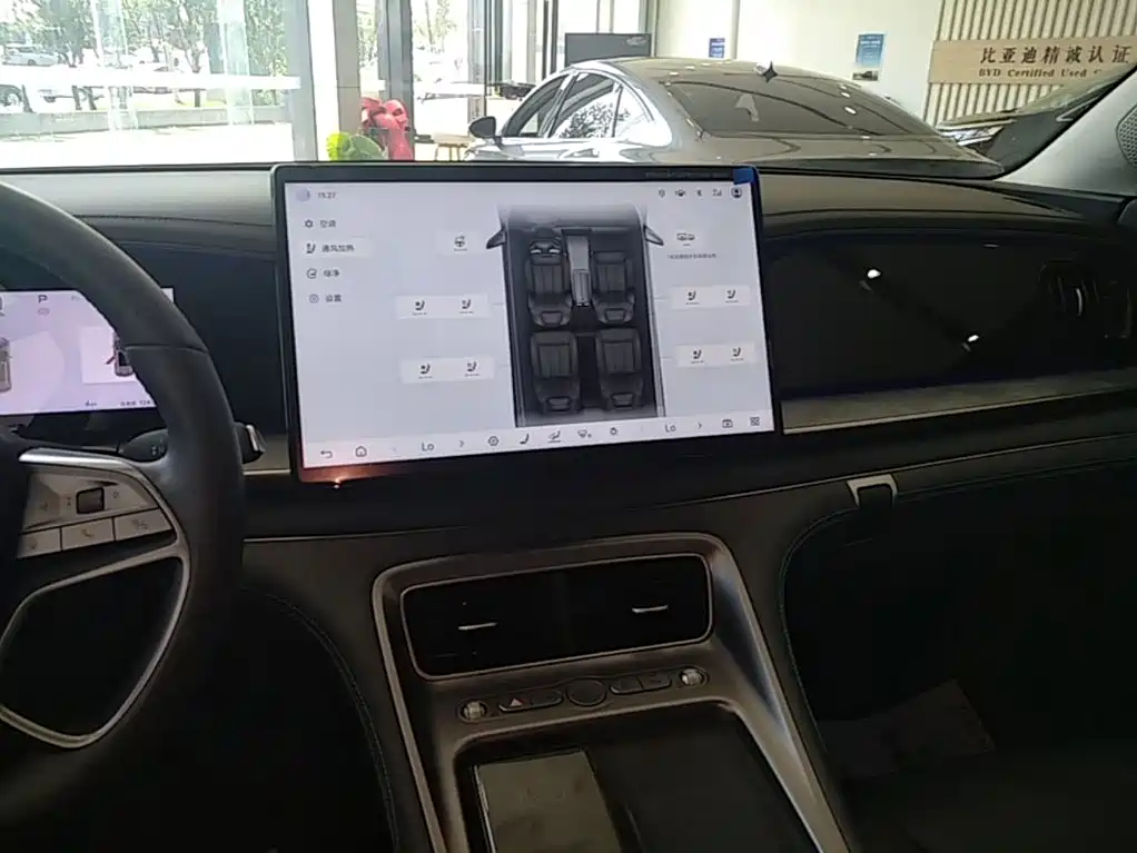 BYD Sealion 07 DM-i 2025 — фото 13