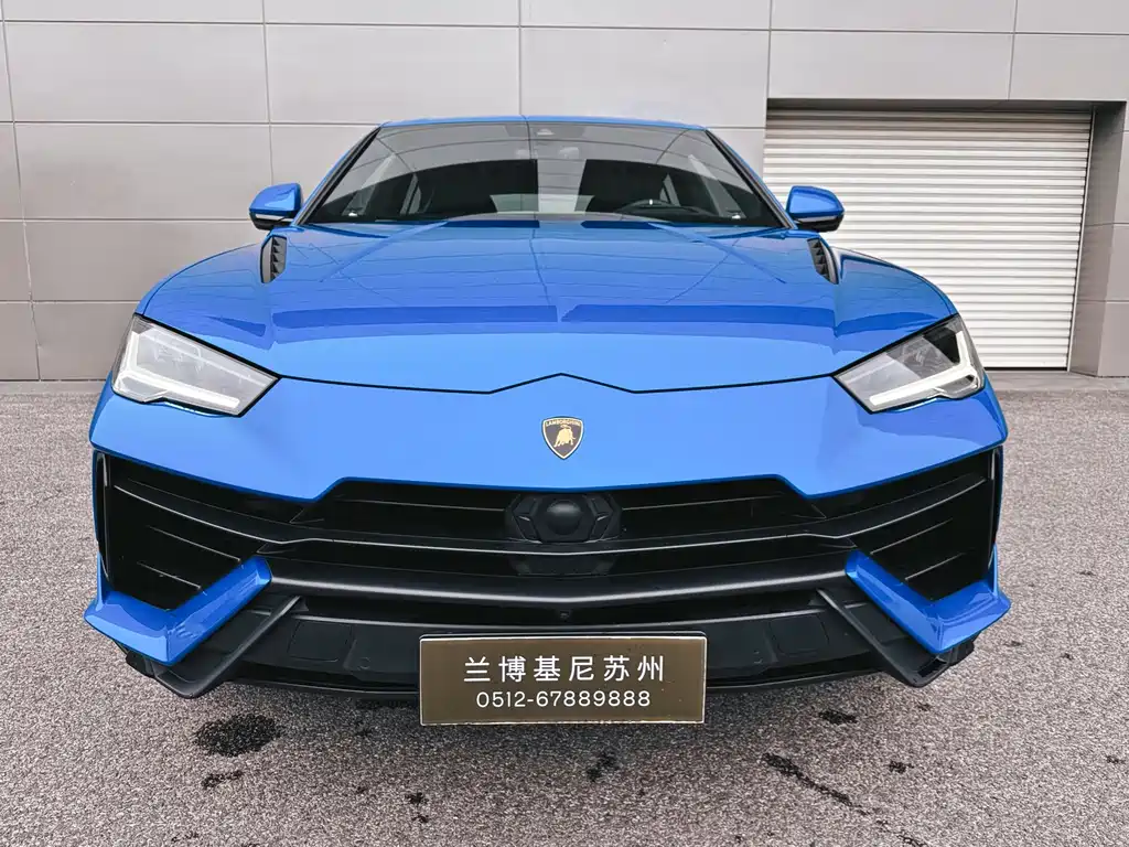Lamborghini Urus 2024 — фото 3