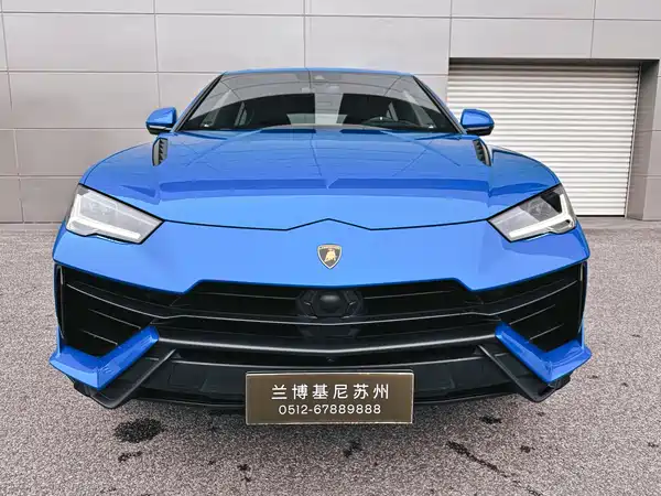 Lamborghini Urus 2024