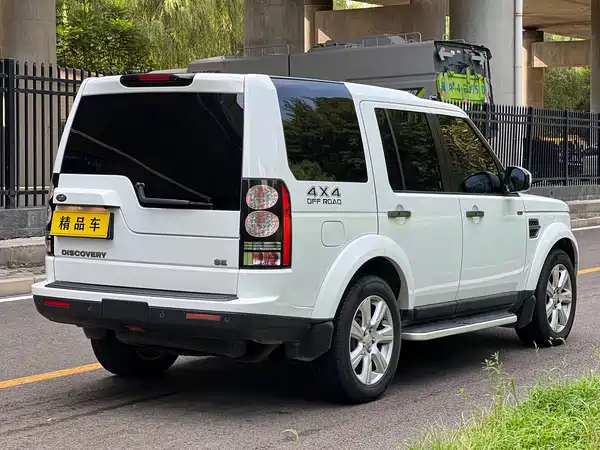 Land Rover Discovery 2016