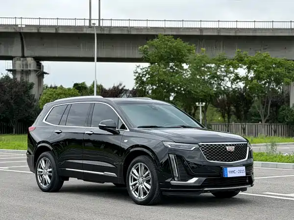 Cadillac XT6 2021