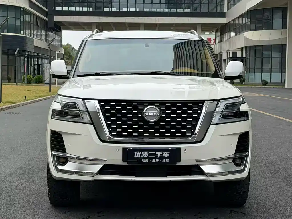 Nissan Patrol 2019 — фото 2
