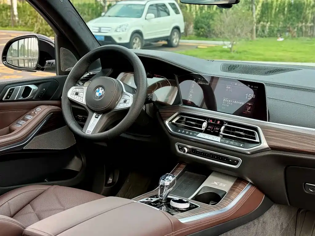 BMW X5 2023 — фото 15