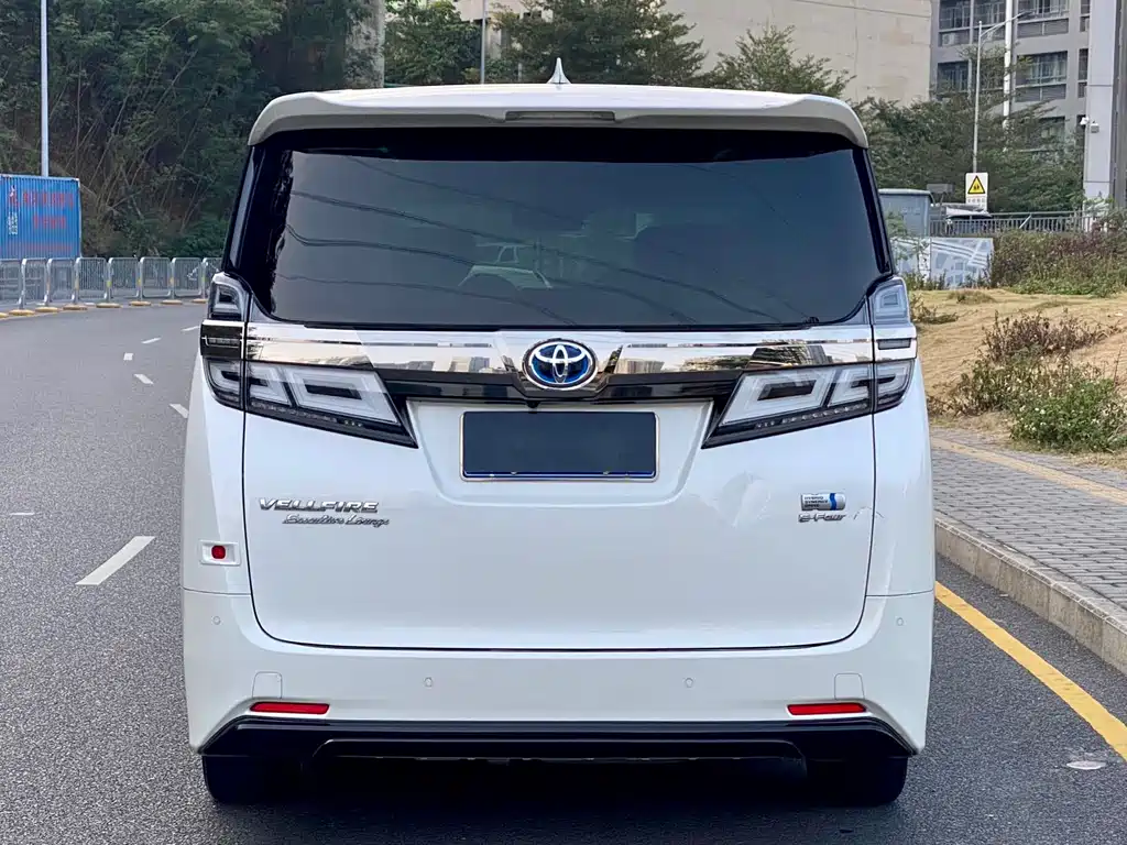Toyota Vellfire 2020 — фото 5