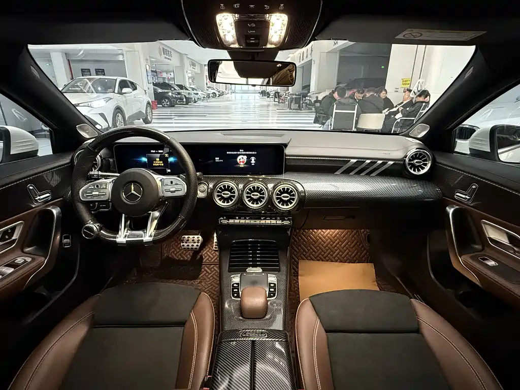 Mercedes-Benz A-Class 2020 — фото 11
