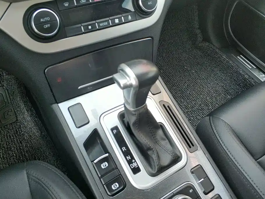 Haval H6 Coupe 2017 — фото 16