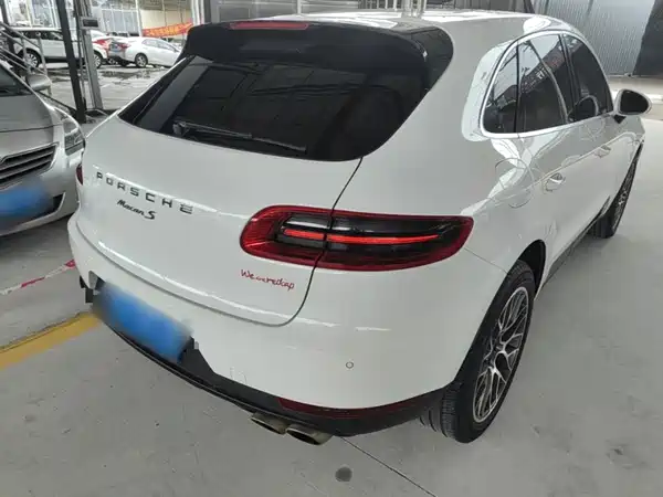 Porsche Macan 2014