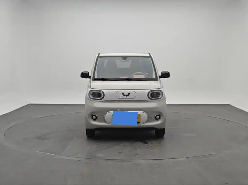 Wuling Hongguang MINIEV 2025