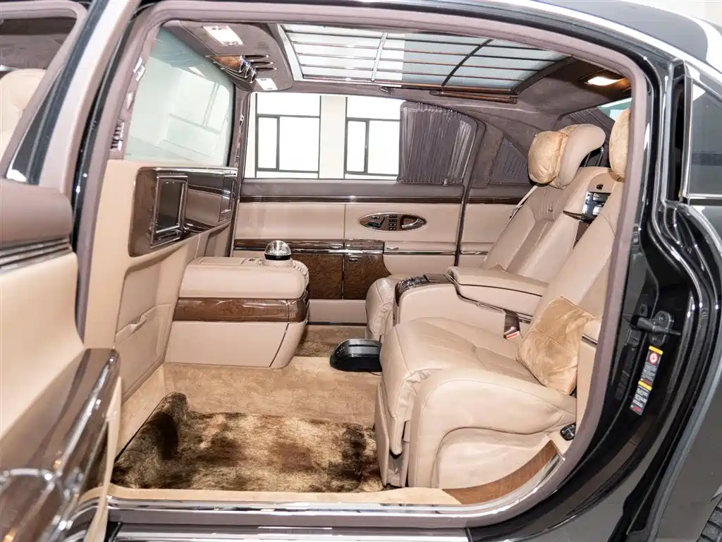 Maybach Maybach 2014 — фото 9