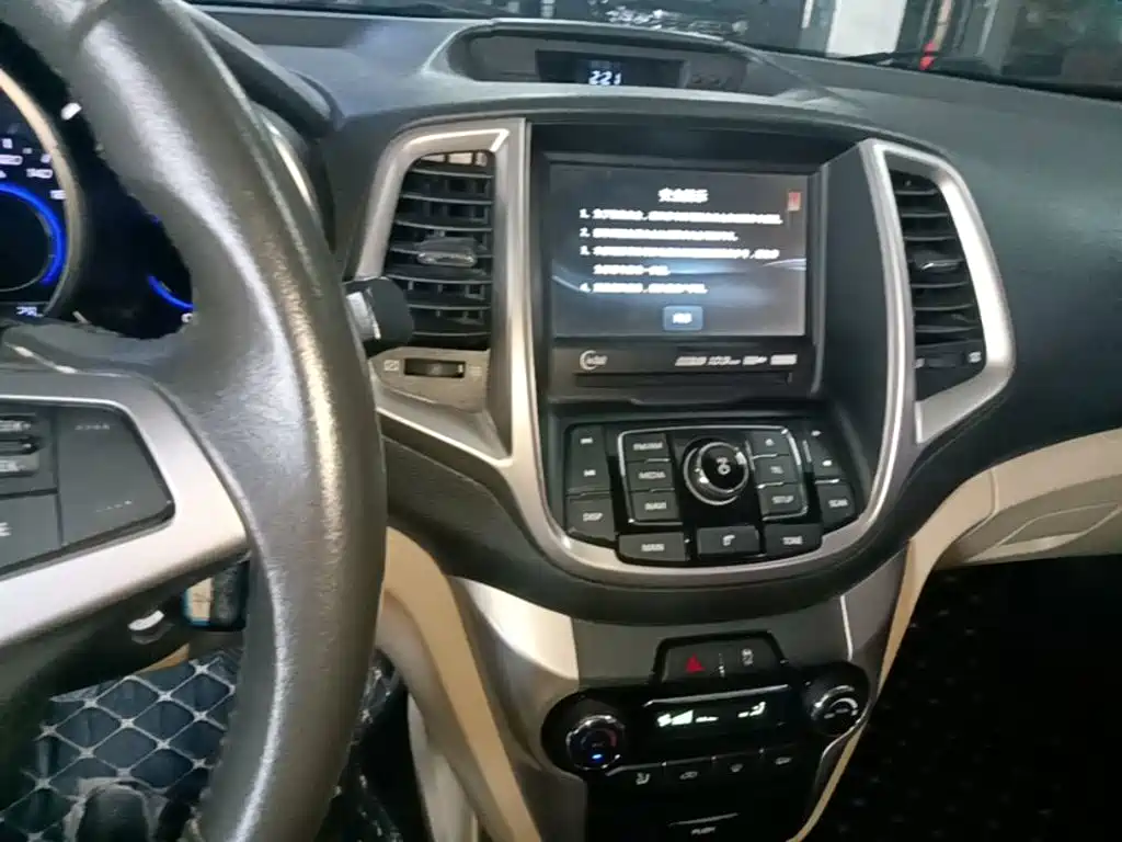 Changan Eado 2015 — фото 13