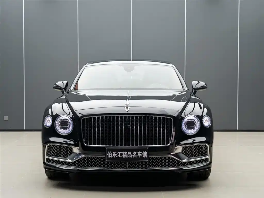 Bentley Flying Spur 2021 — фото 3