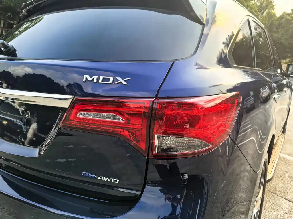 Acura MDX 2017 — фото 8