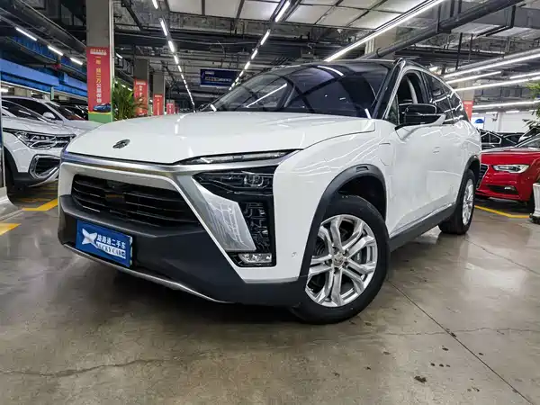 NIO ES8 2020