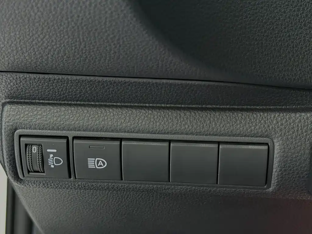 Toyota Corolla 2022 — фото 19