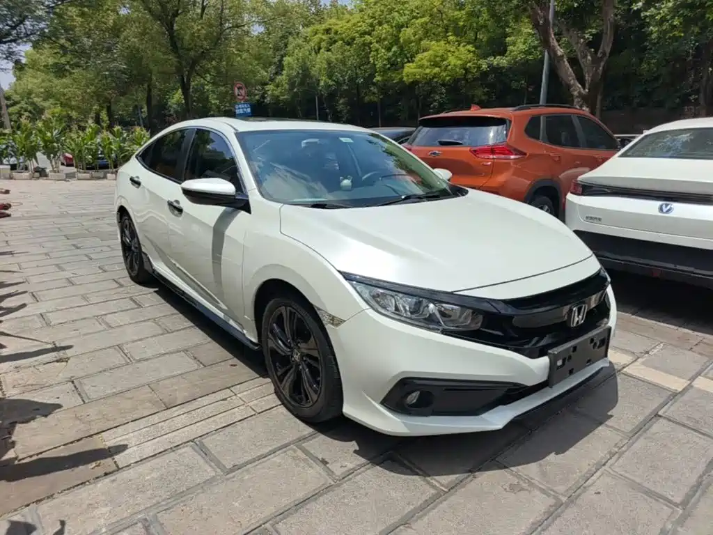 Honda Civic 2020 — фото 22