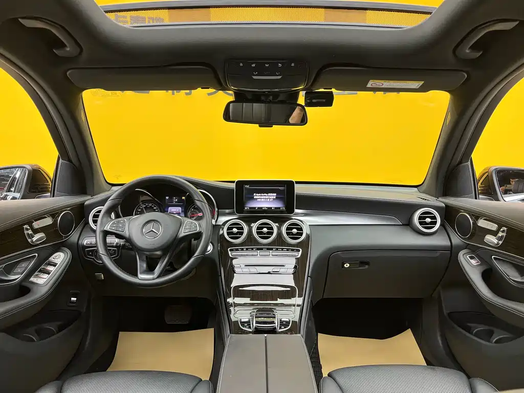 Mercedes-Benz GLC 2019 — фото 22