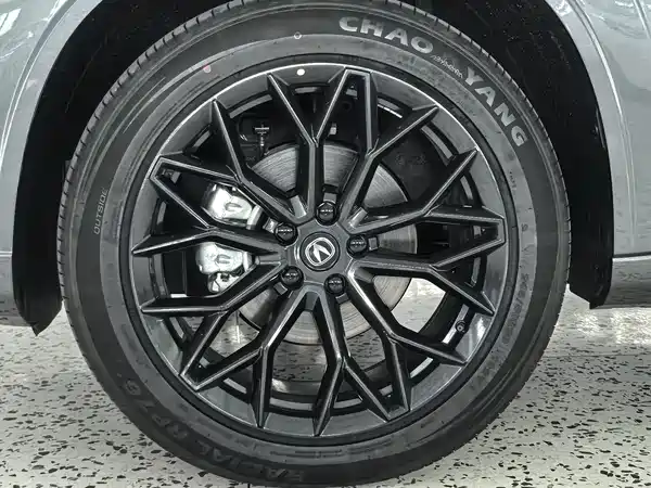 Changan UNI-Z 2025
