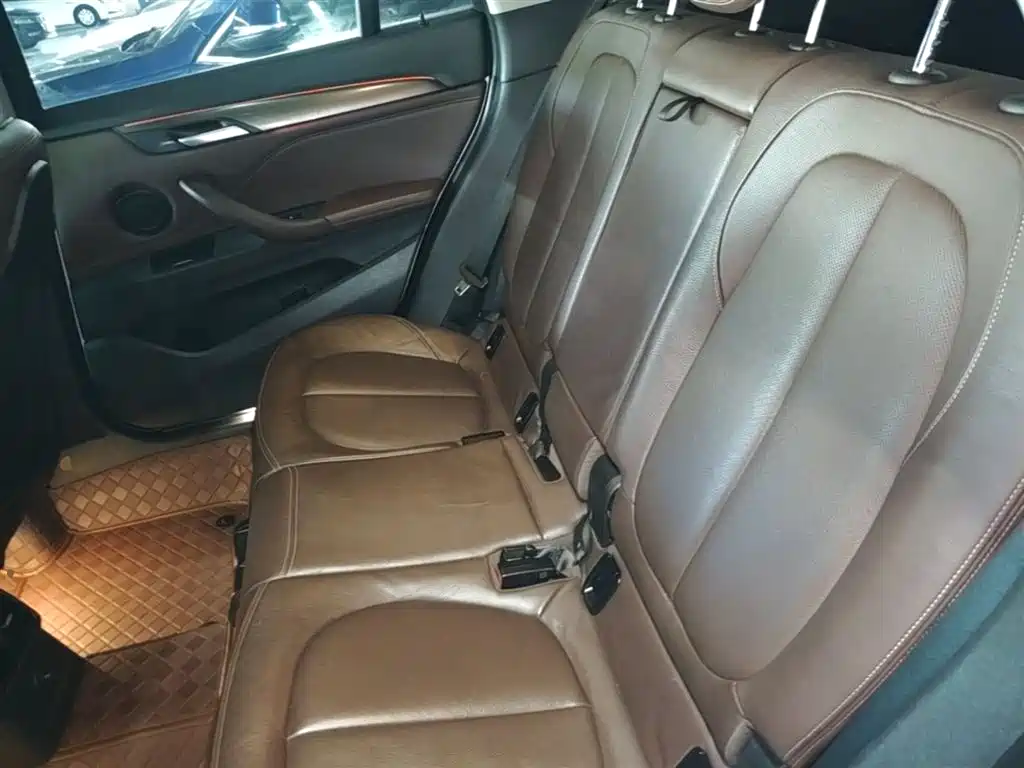 BMW X1 2017 — фото 17