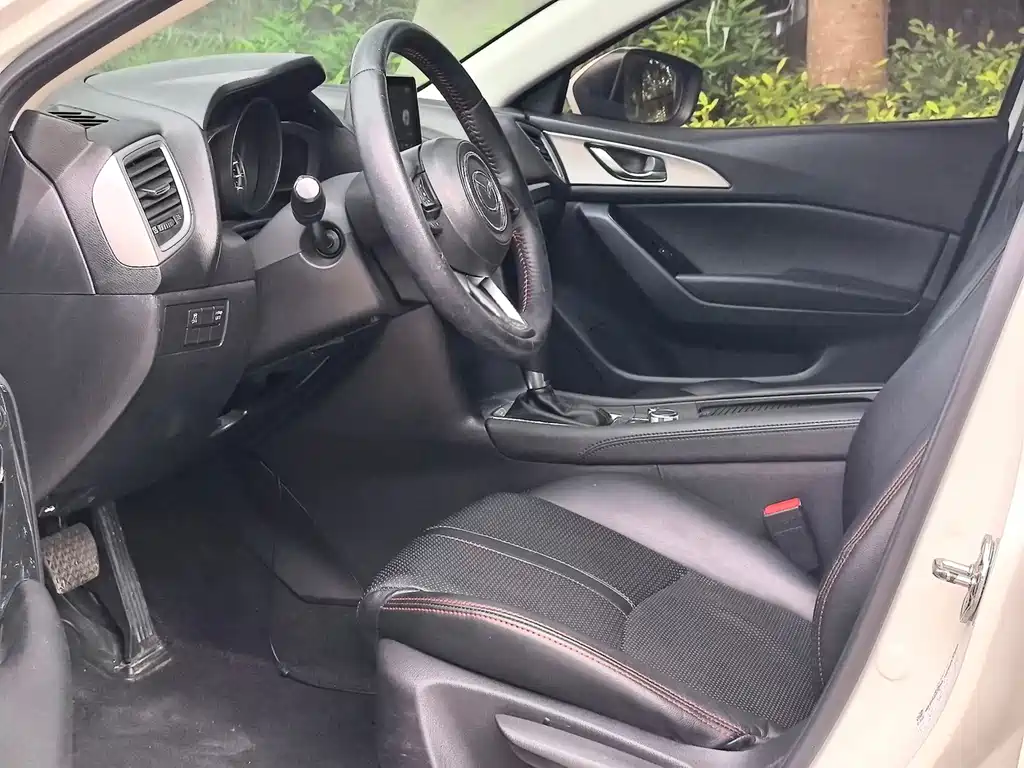 Mazda 3 Angkesela 2018