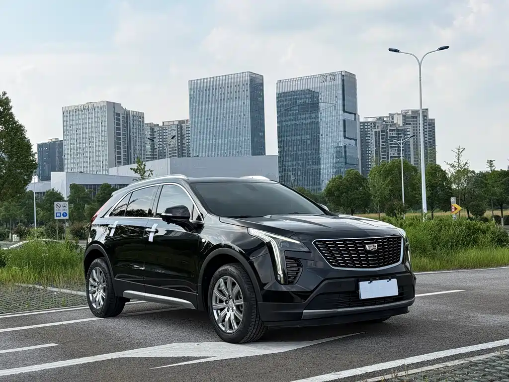 Cadillac XT4 2020 — фото 3