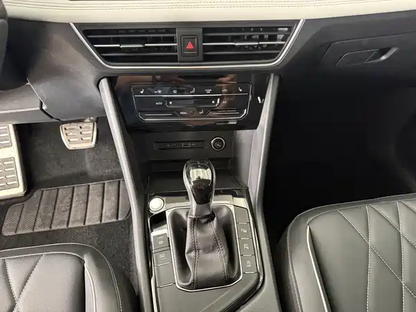Volkswagen Tiguan L 2025