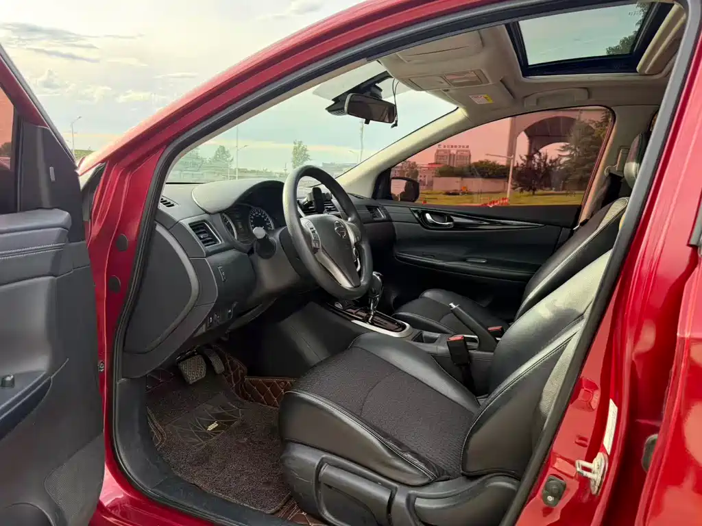 Nissan Tiida 2019 — фото 4