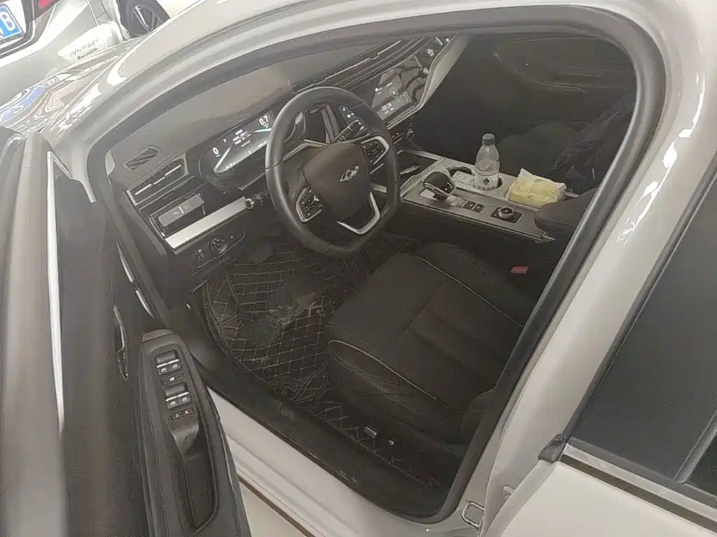 Chery Arrizo 5 PLUS 2023 — фото 16