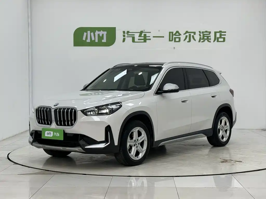 BMW X1 2024 — фото 1