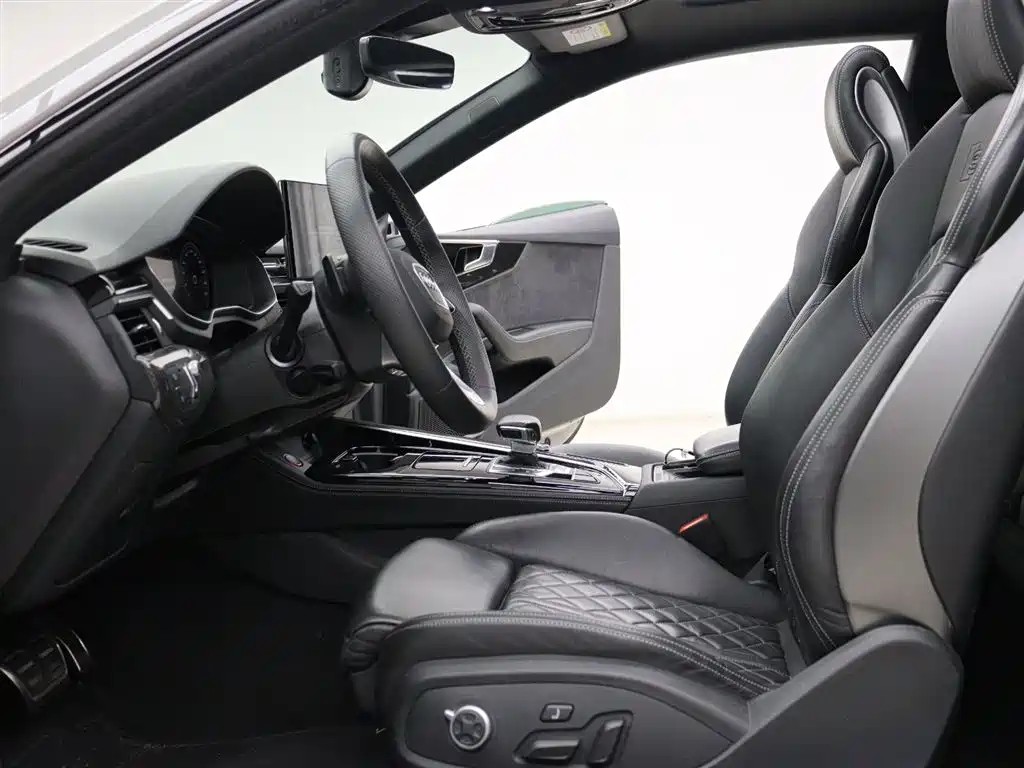 Audi S5 2022