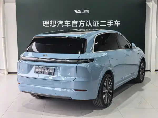 Li Auto L7 2025