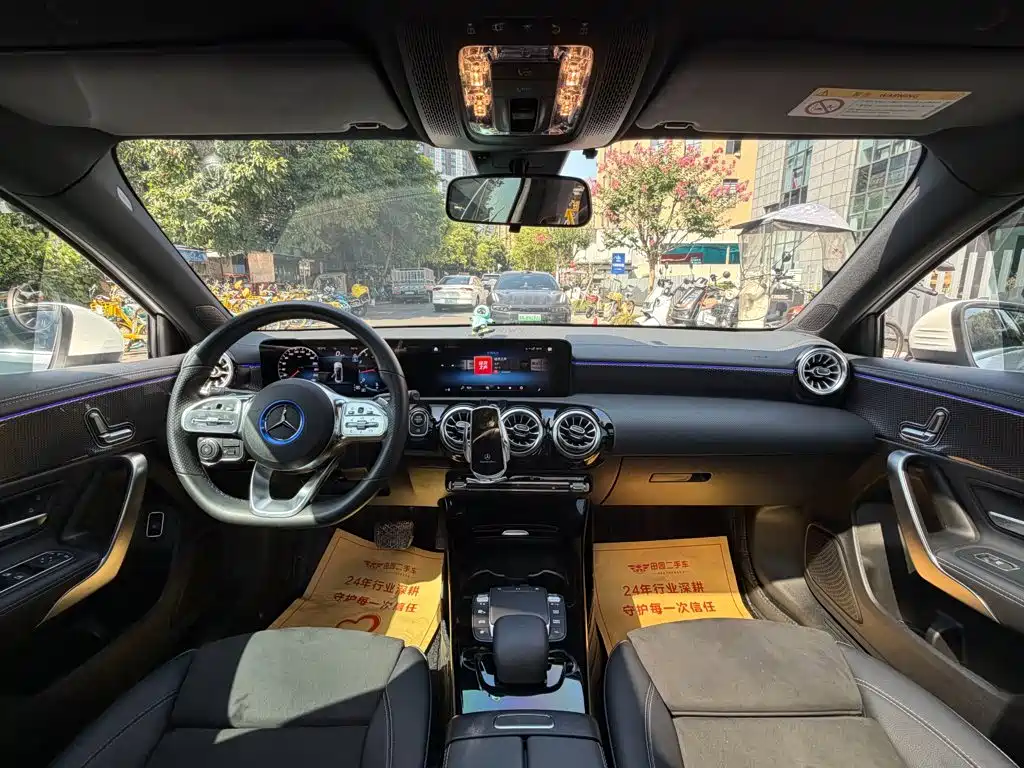 Mercedes-Benz A-Class 2023 — фото 13