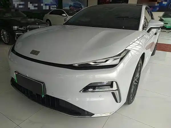 Geely Galaxy Starshine 8 2025