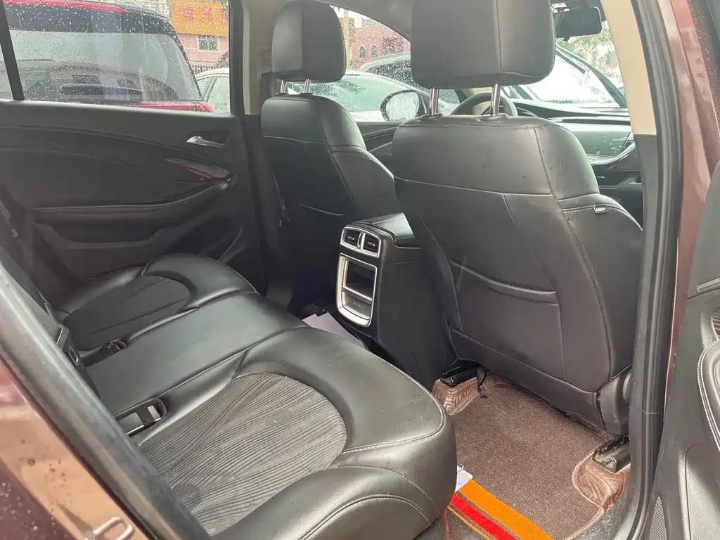 Buick Envision Plus 2019