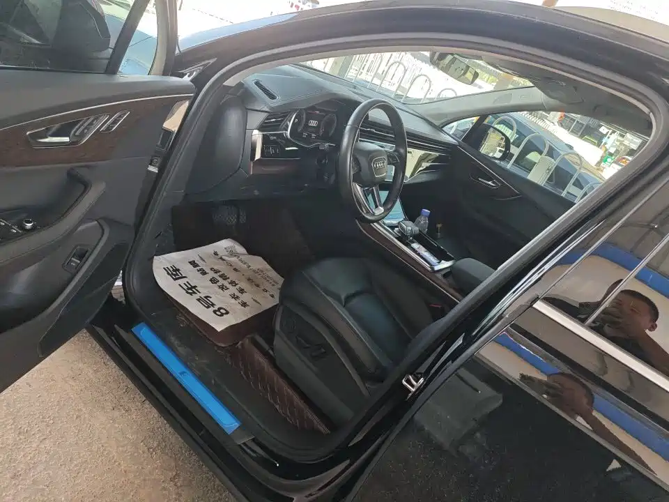 Audi Q7 2023