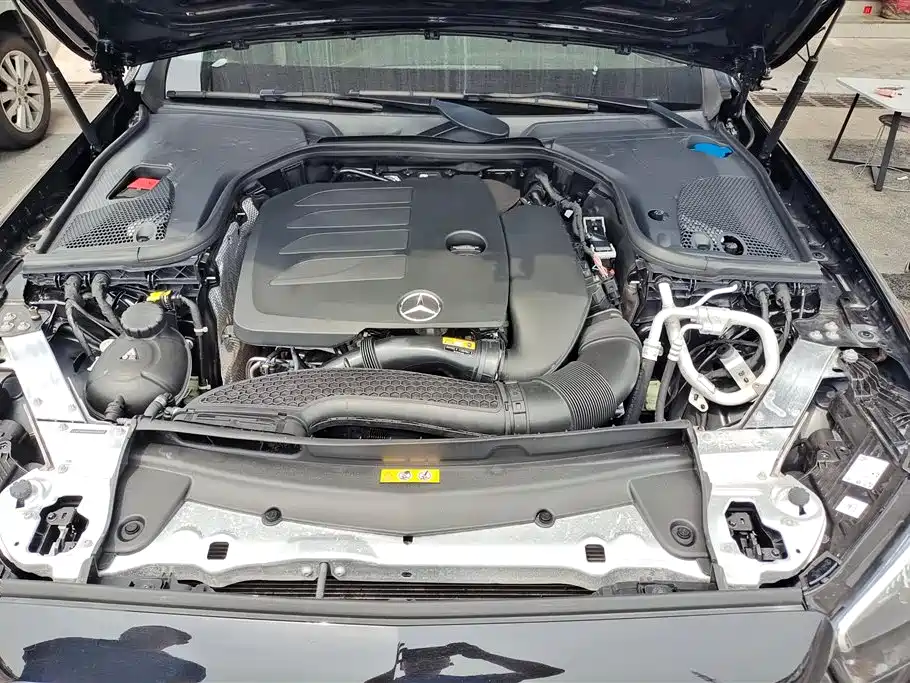 Mercedes-Benz E-Class 2022 — фото 10