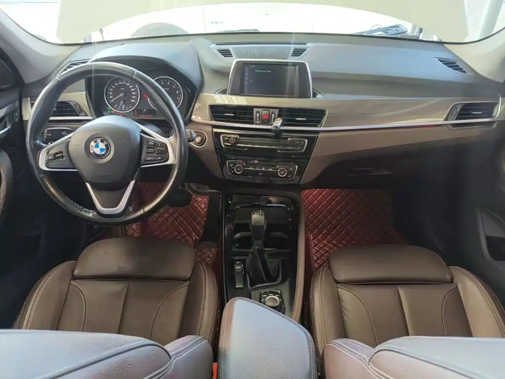 BMW X1 2018 — фото 10