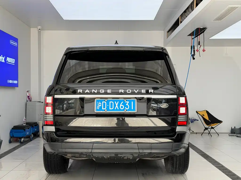 Land Rover Range Rover 2018 — фото 30