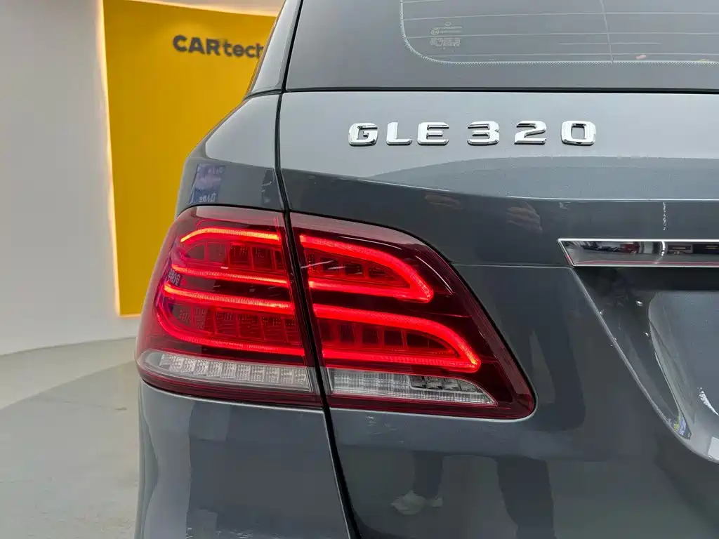Mercedes-Benz GLE 2019 — фото 9